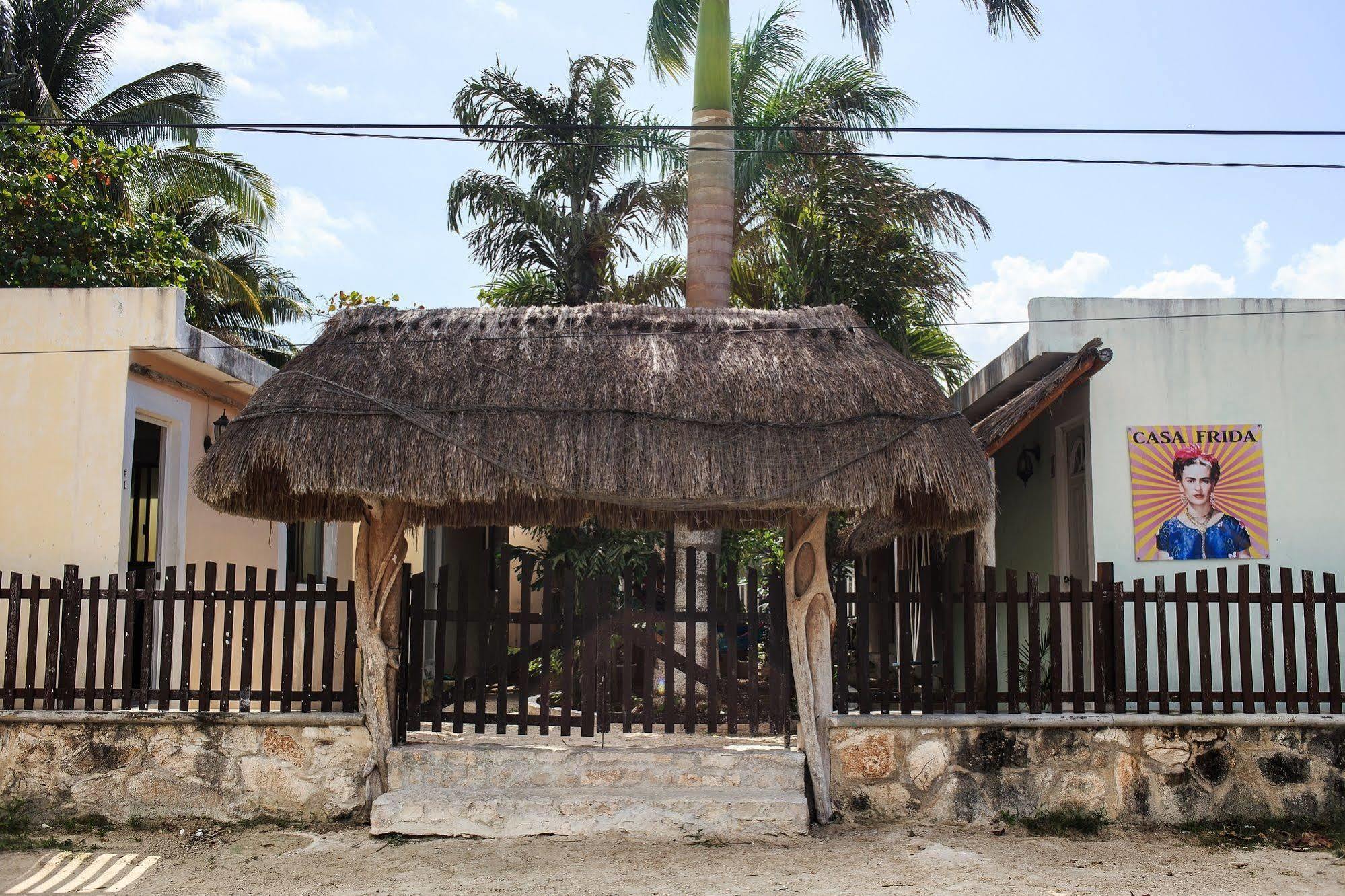 Casa Frida Full Apartments Holbox Exteriör bild